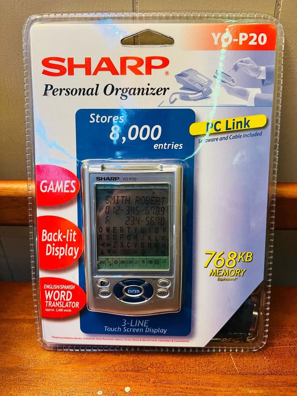 Sharp YO-P20 Personal Organizer with Back-lit Touch Screen and PC Link